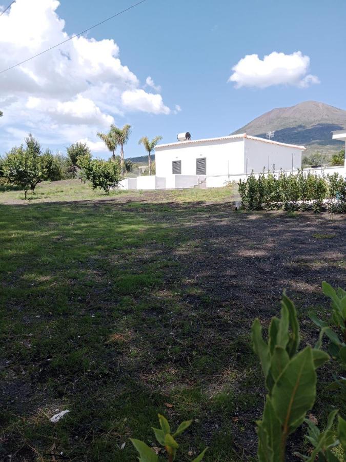 Vesuvio Casa De Charme Bed & Breakfast Trecase Exterior foto