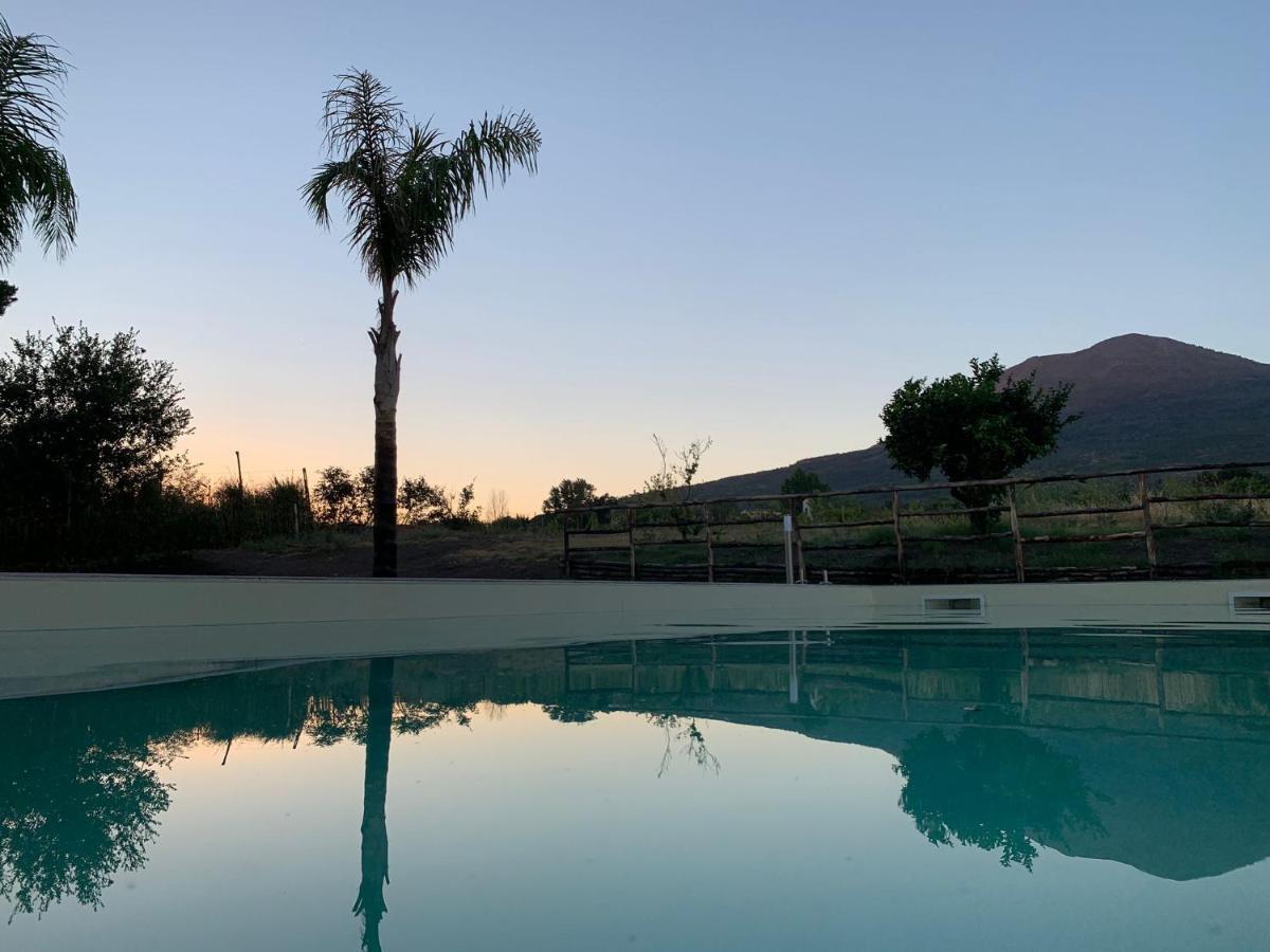 Vesuvio Casa De Charme Bed & Breakfast Trecase Exterior foto