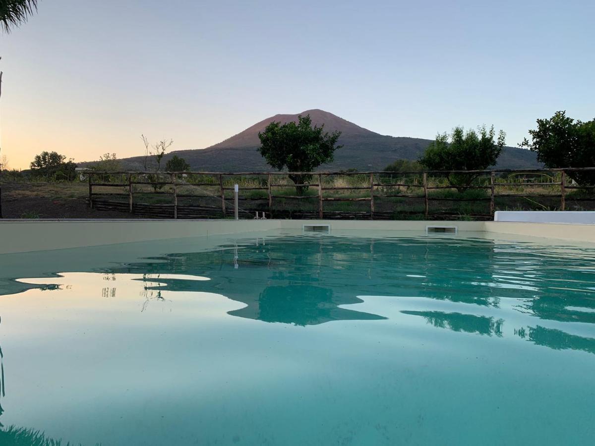 Vesuvio Casa De Charme Bed & Breakfast Trecase Exterior foto